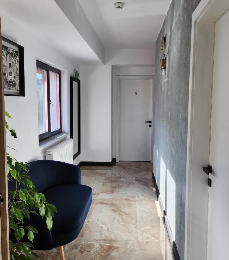 My Room Accommodation คูร์ตา เด อาร์เจช ภายนอก รูปภาพ